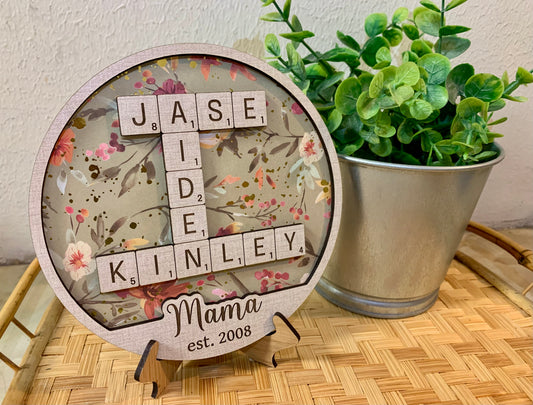 Mama Crossword Shelf Sitter